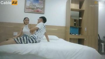 日本少妇色诱写真-院线大片高清版完整版未删减-花酿AV