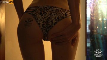 依依永久亚洲综合二-看看屋完整版观看-时光AV