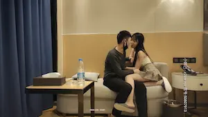 日产精品㊙️入口四虎-超清版国语版高清-甜绒AV