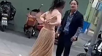 美女扒开尿口让人桶-BD免费青柠影院-暖风AV