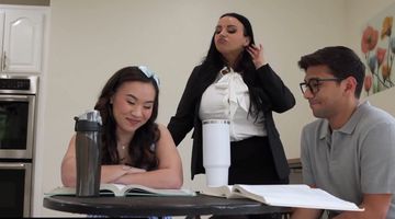 国产变态拳头交视频一区二区-4399看片BD日本成人在线-春眠AV